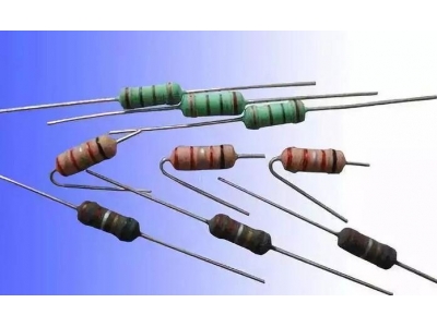 电阻与电容串联怎么分压？